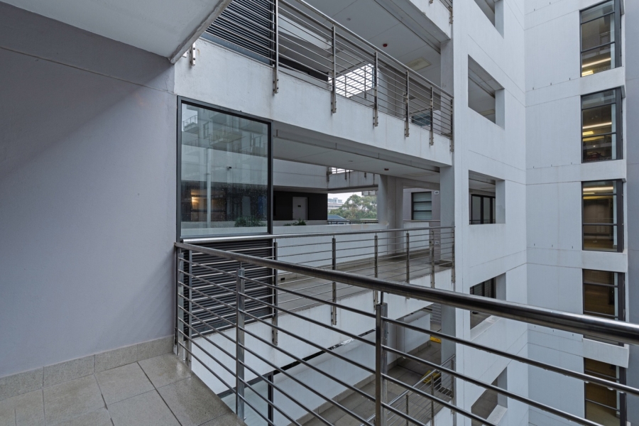 1 Bedroom Property for Sale in Woodstock Western Cape